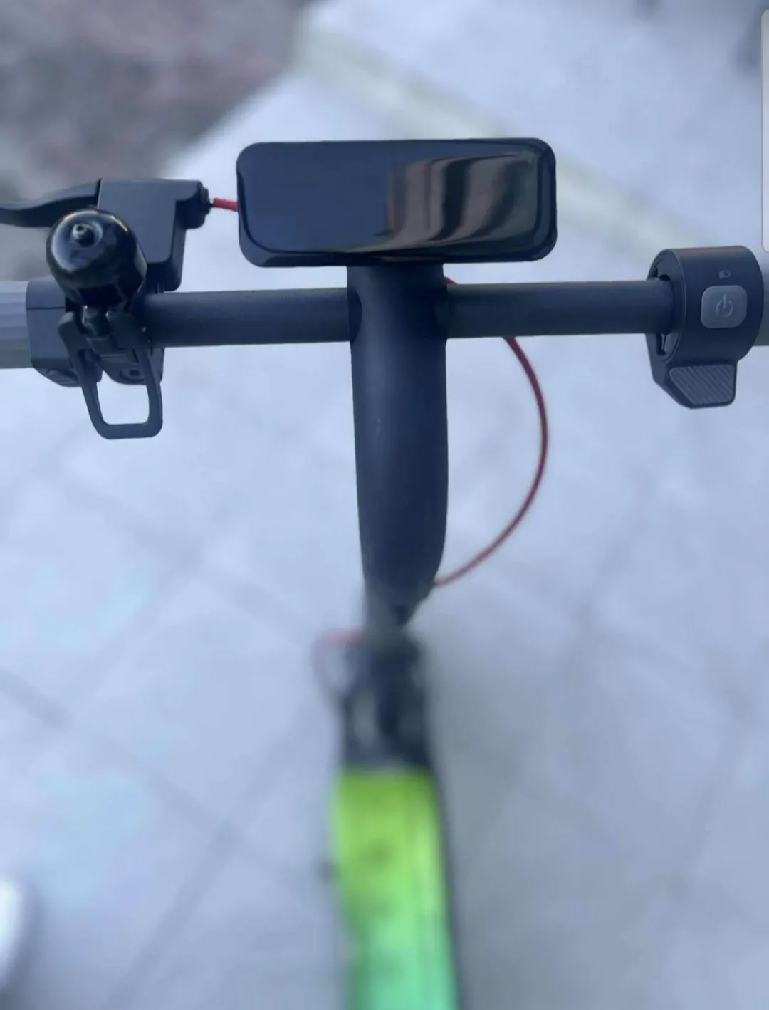 Trottinette navee v40i neuve