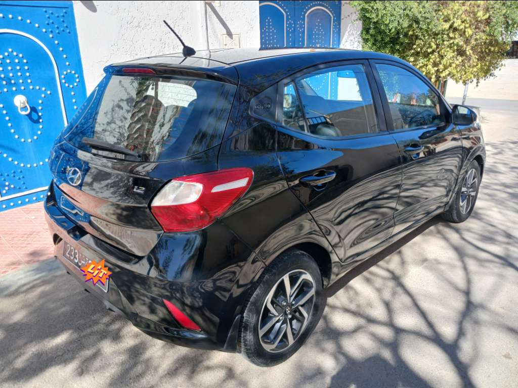 HYUNDAI GRANDE i10 ESSENCE Tel 40884251