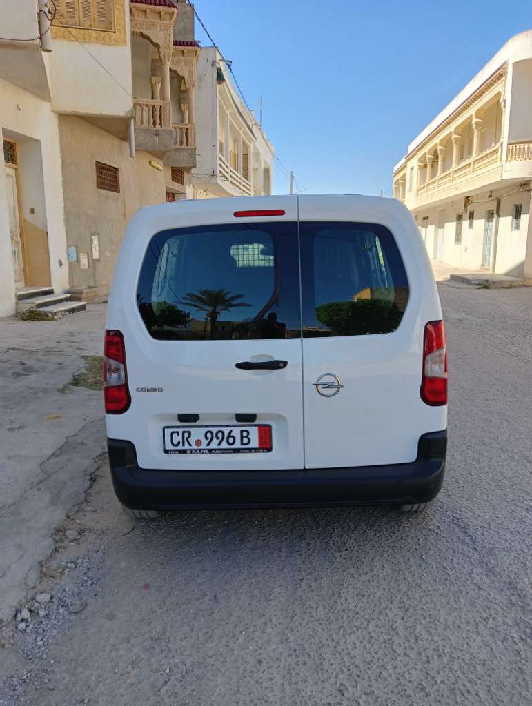 Opel combo k9 đ©đȘ