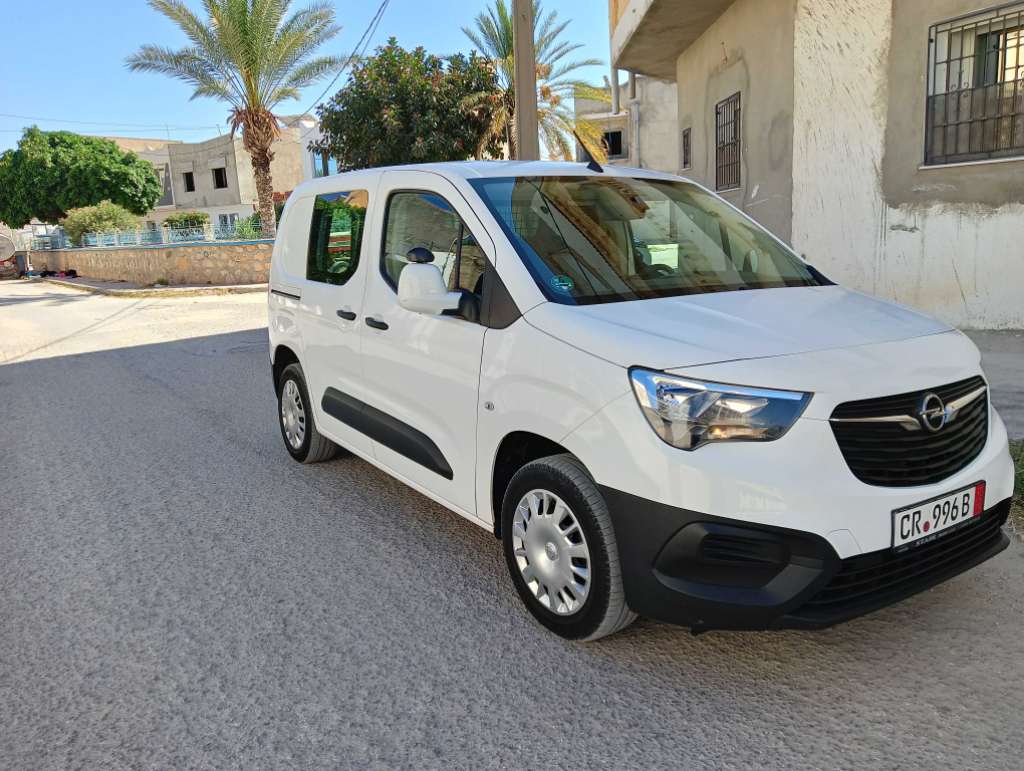 Opel combo k9 đ©đȘ