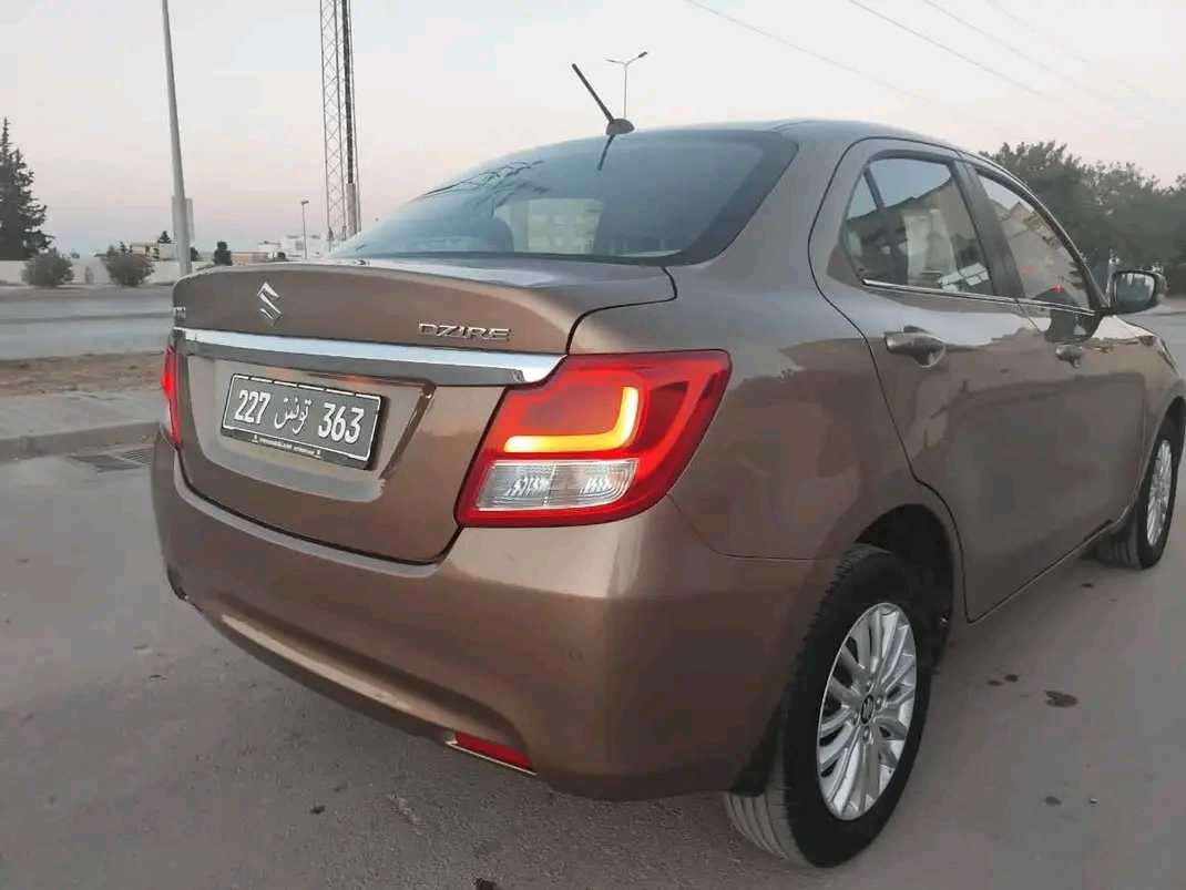 SUZUKI DZAIR GLX PREMIÈRE MAIN 
