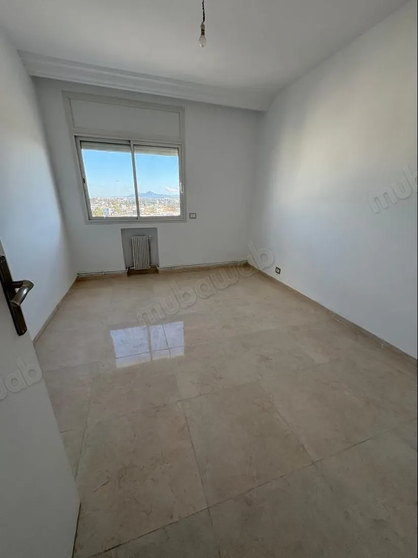 A Louer Appartement S+3 à Menzah 6