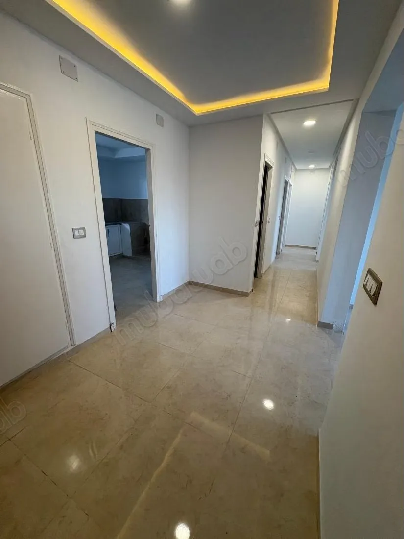 A Louer Appartement S+3 à Menzah 6