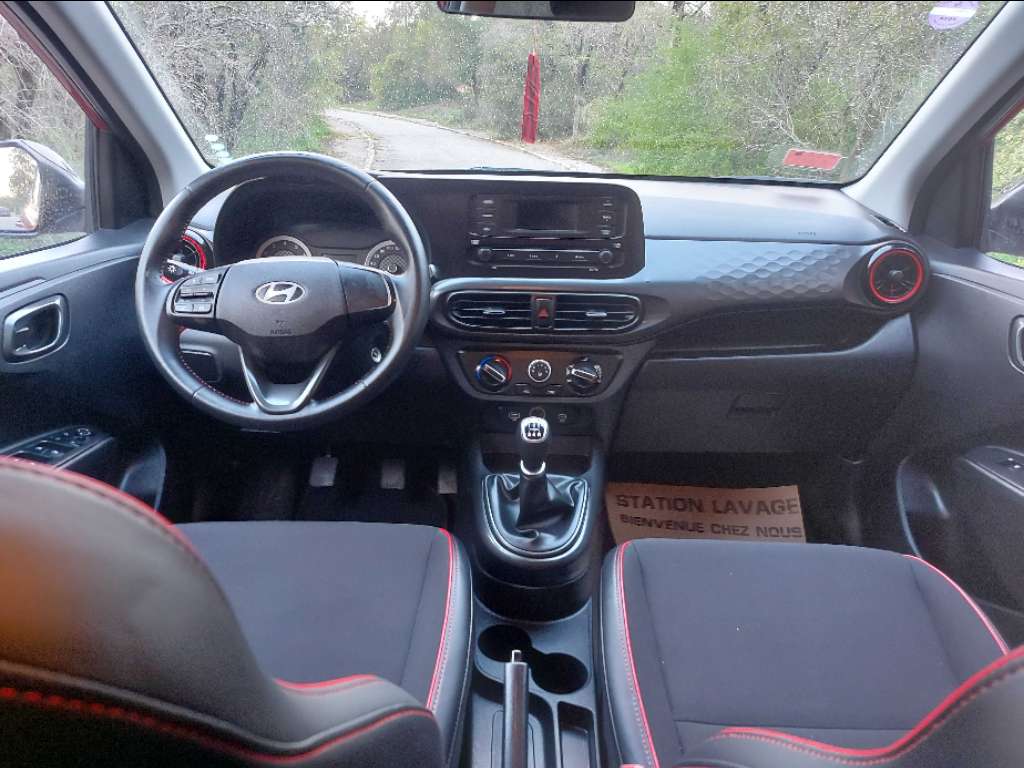 Hyundai grand i10 