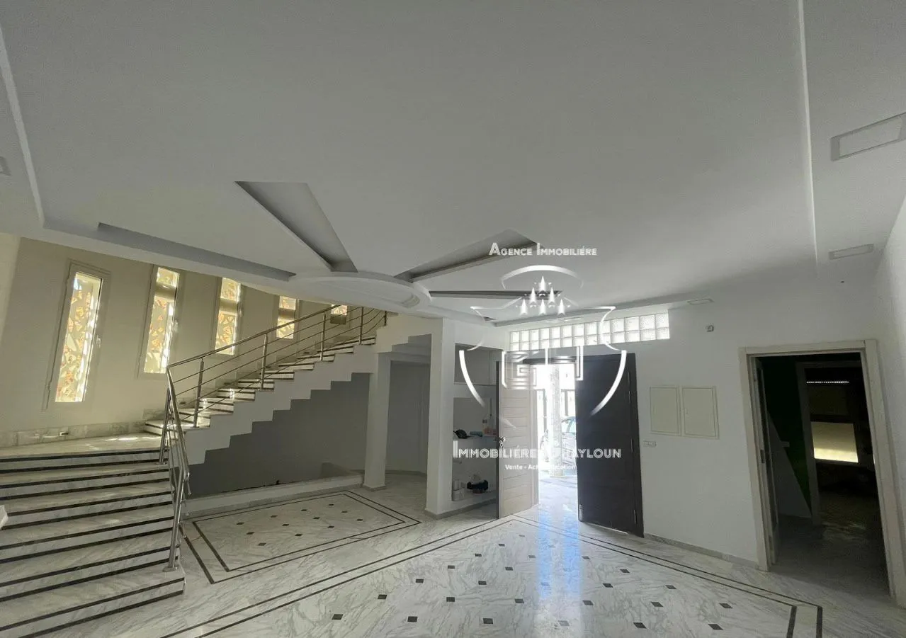 Villa Ă louer Ennasr 2