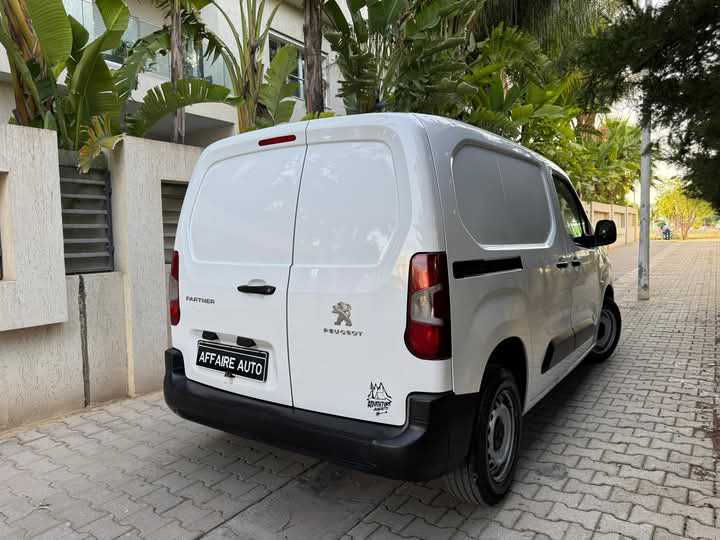 💥 PEUGEOT PARTNER 2022 DIESEL 💥
Affaire Auto On accepte l'échange des voitures