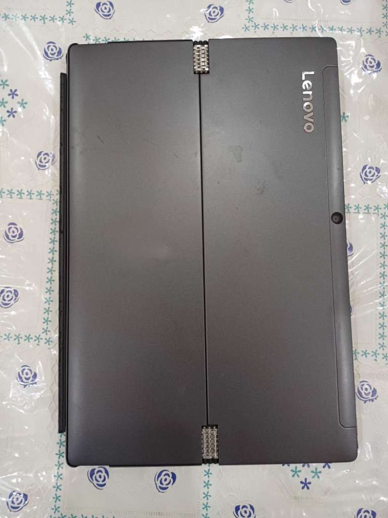 Pc portable lenovo MIIX 520