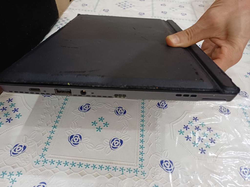 Pc portable lenovo MIIX 520