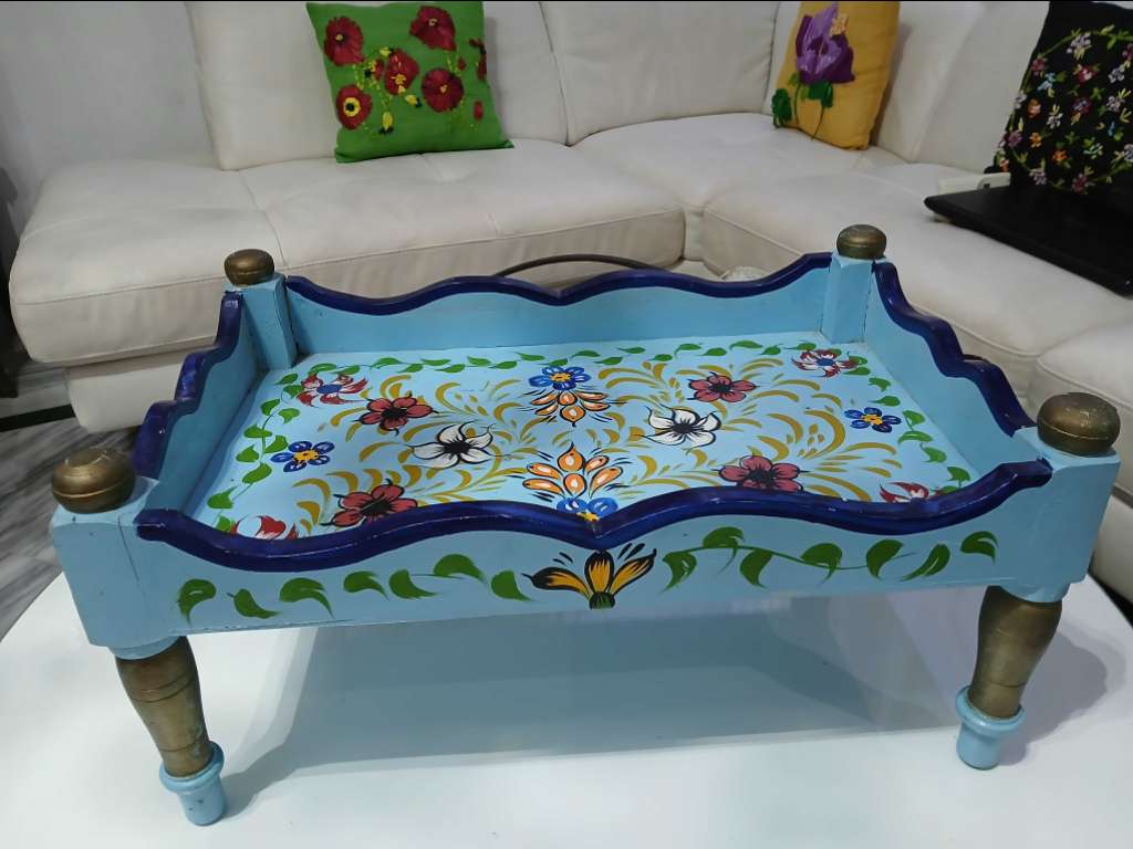Petite table (mida)