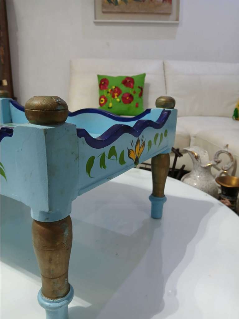 Petite table (mida)