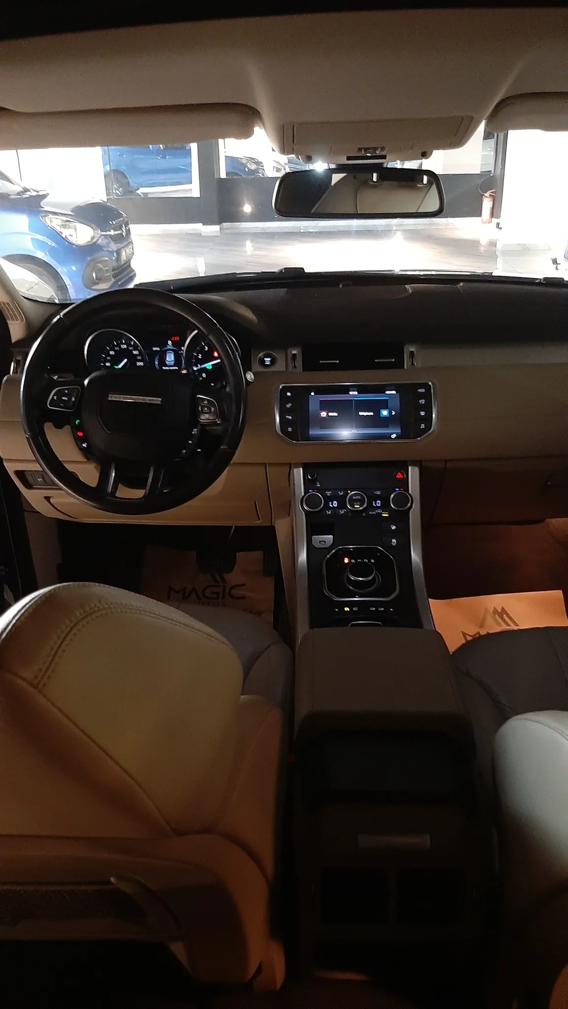 RANGE ROVER