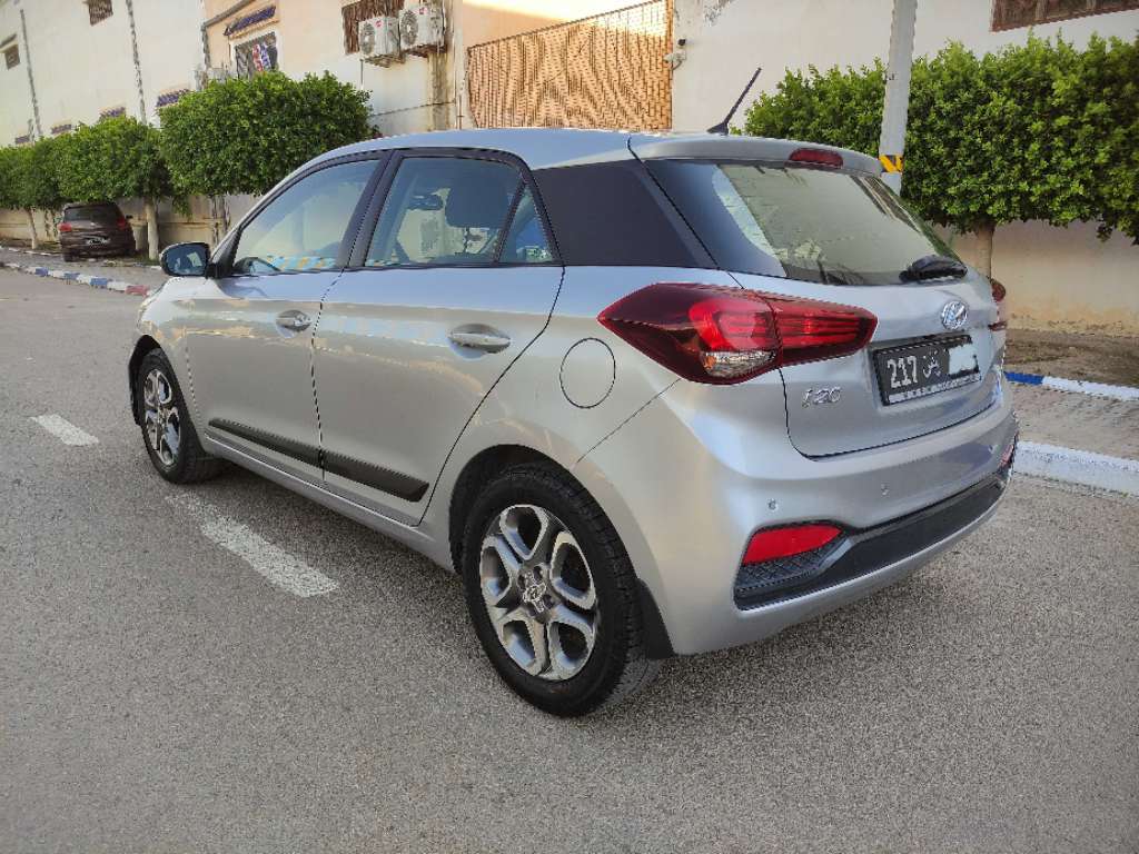 Hyundai i20 tt options 