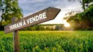 a vendre terrain de 1032 m2 en r+2 prés de carrefour la marsa 