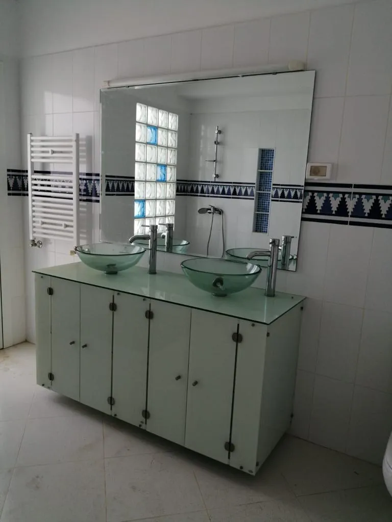 A Vendre: Immeuble avec 5 Appartements Herla