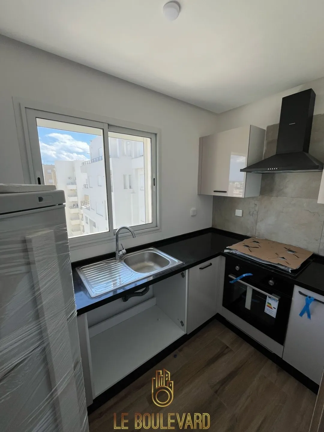 Location Annuelle : Appartement S+1 Haut Standing à AFH Mrezga, Nabeul