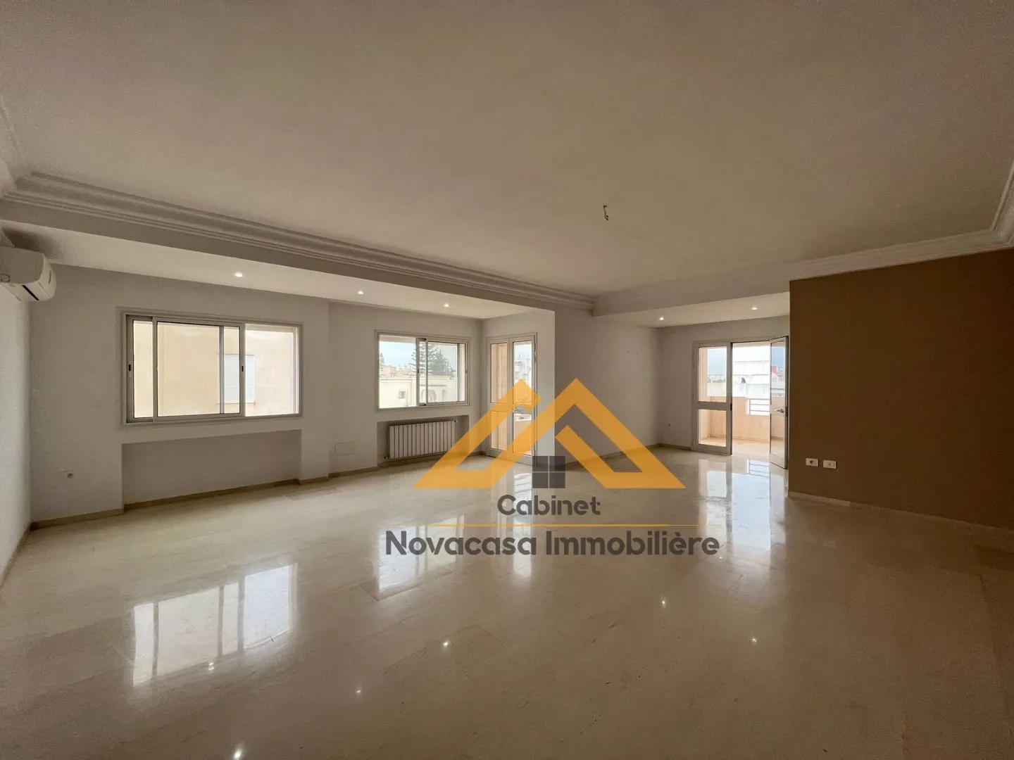 À Louer – Appartement S+3 à Khzema Est