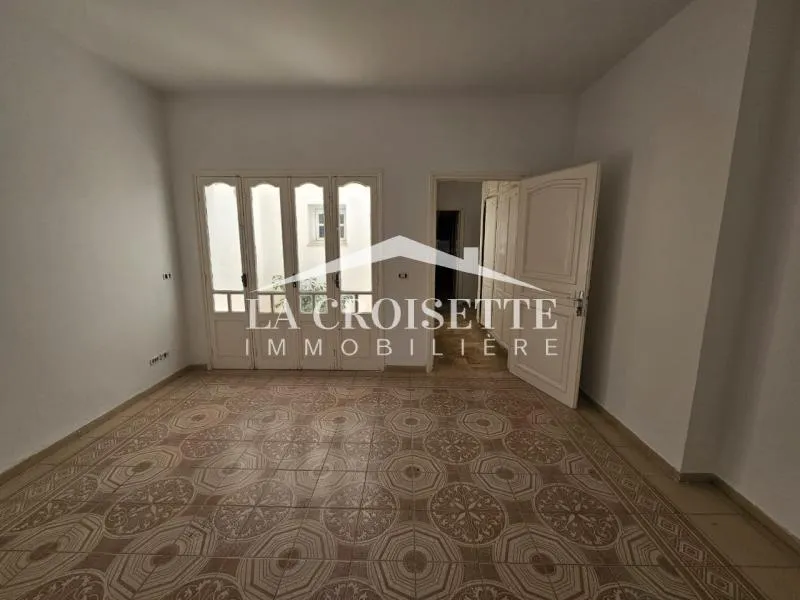 Duplex s4 avec jardin au Lac1 ZDL0679