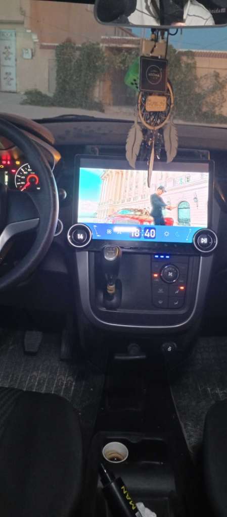 Mahindra kuv 100 k8 