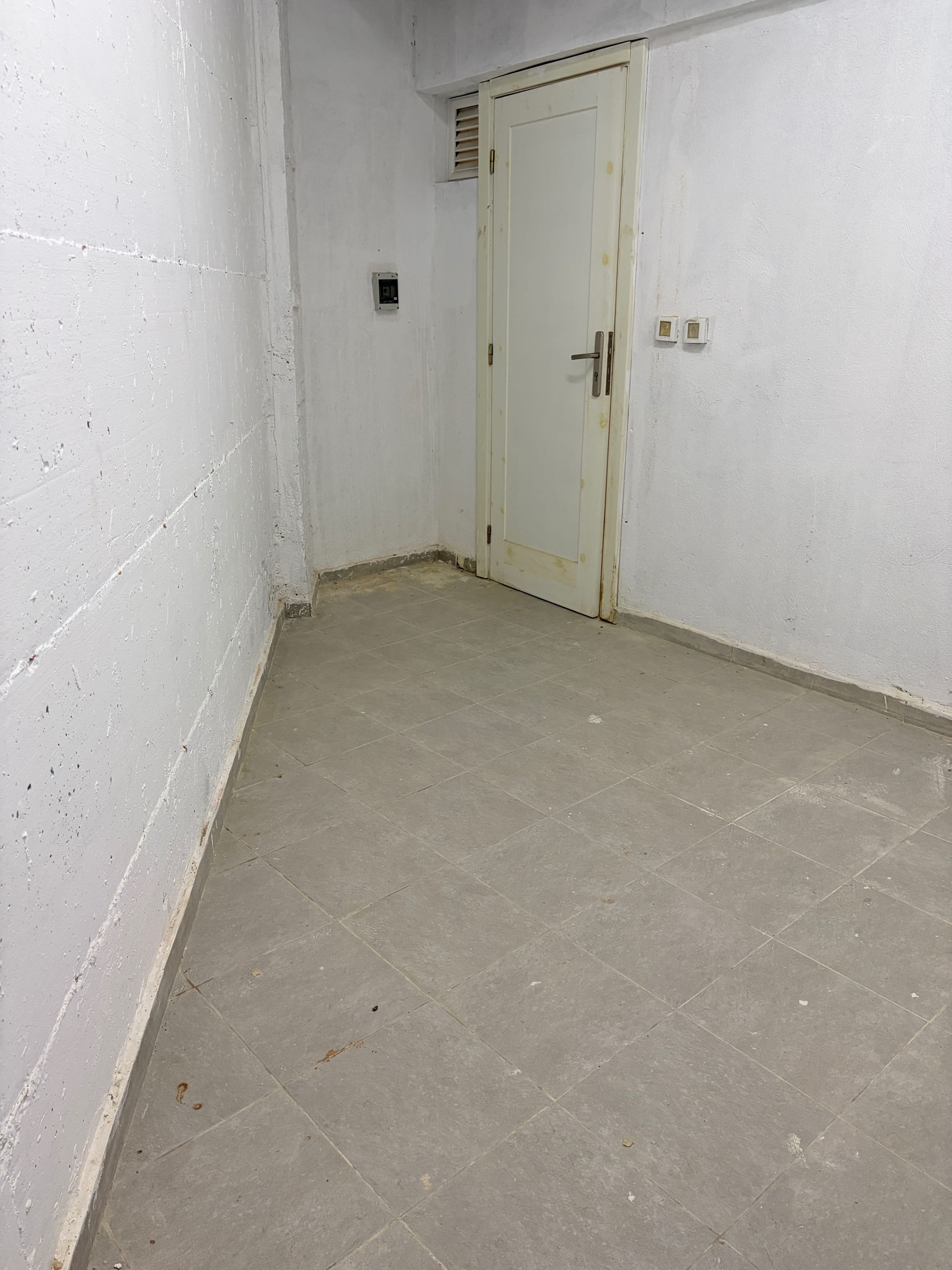 Cave de stockage environ 10 m2