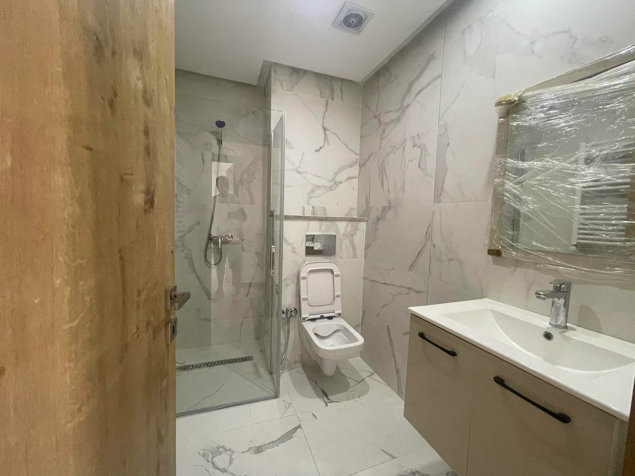 Bureau s2 hst à Ezzahra hbib bourguiba