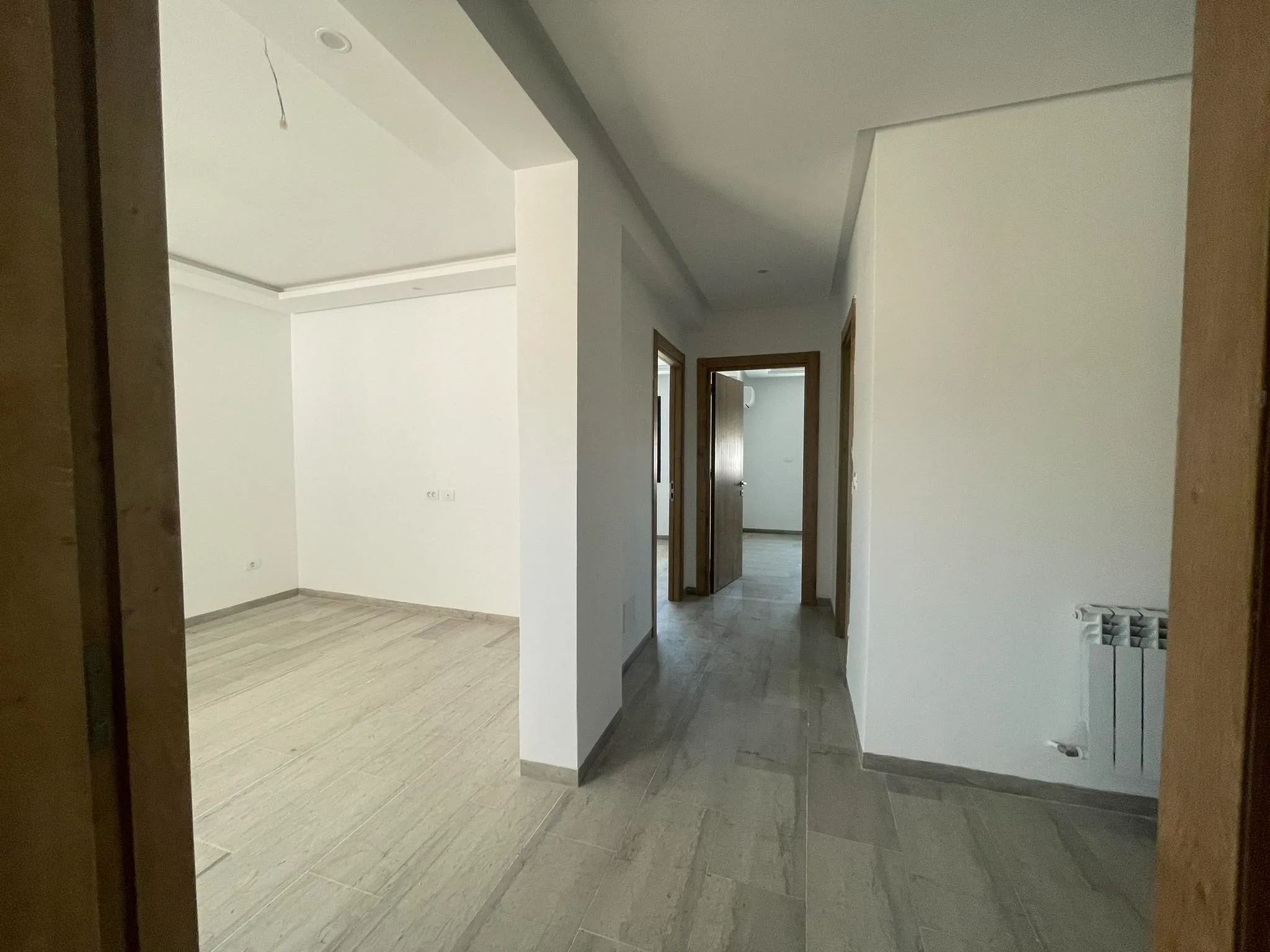 Bureau s2 hst à Ezzahra hbib bourguiba