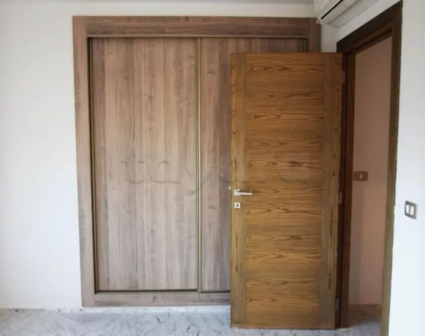 Location S3 vide à Jardin De Carthage