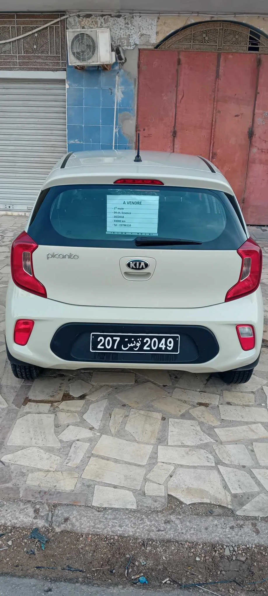 Kia picanto 1er main