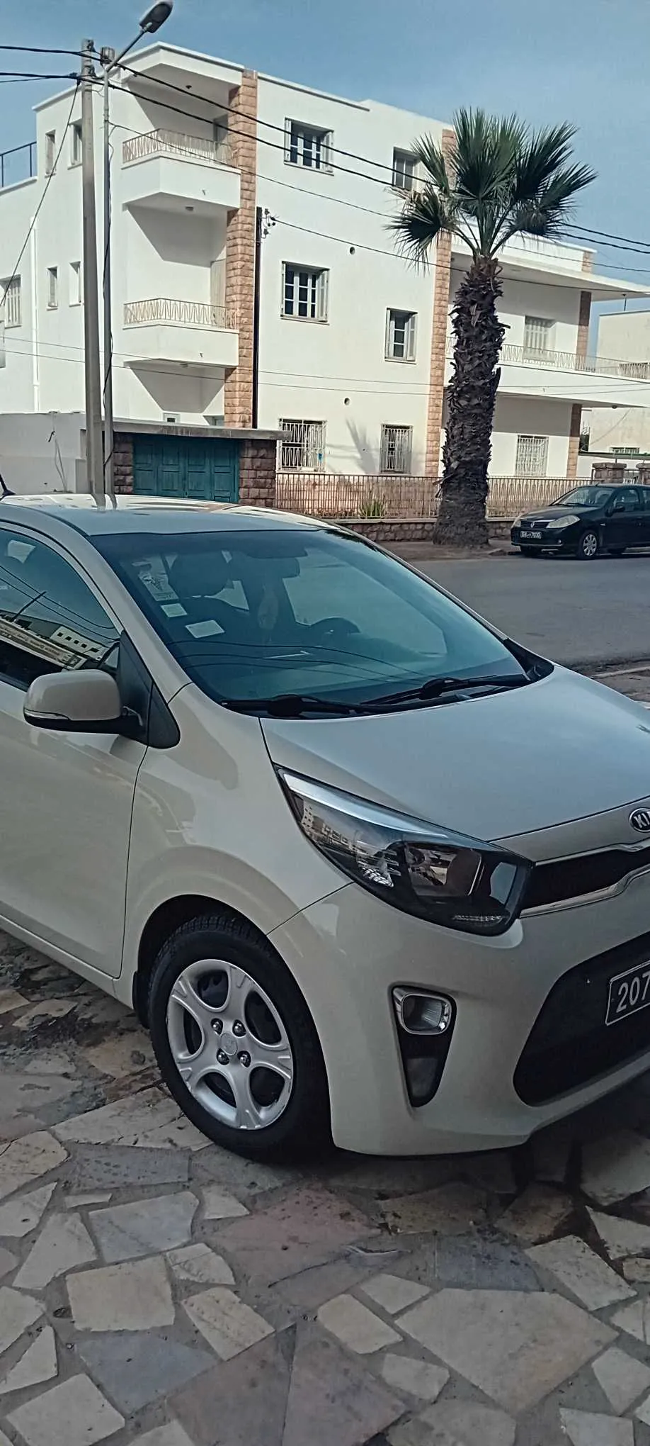Kia picanto 1er main