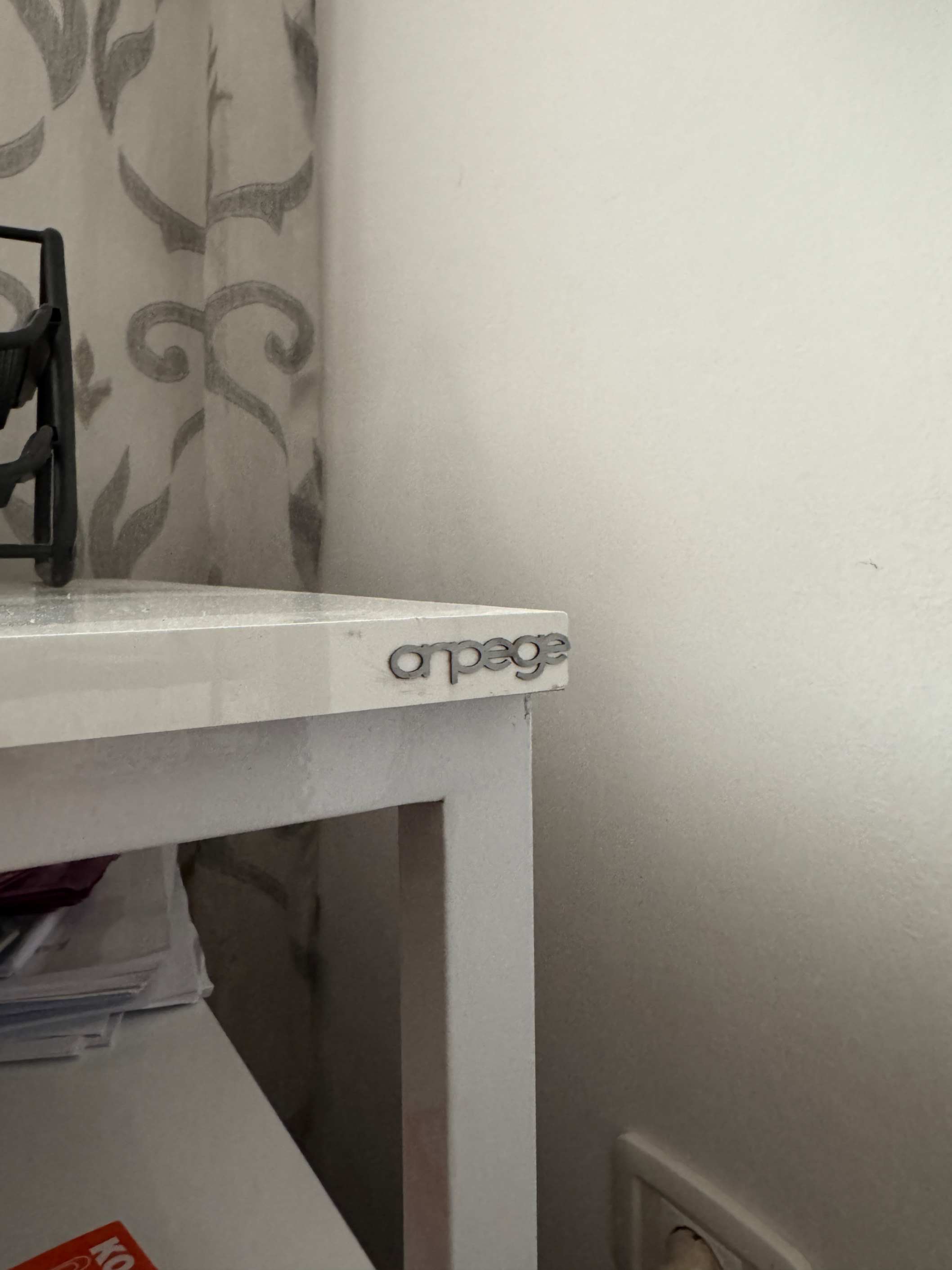 Bureau blanc top qualité de chez Arpège
