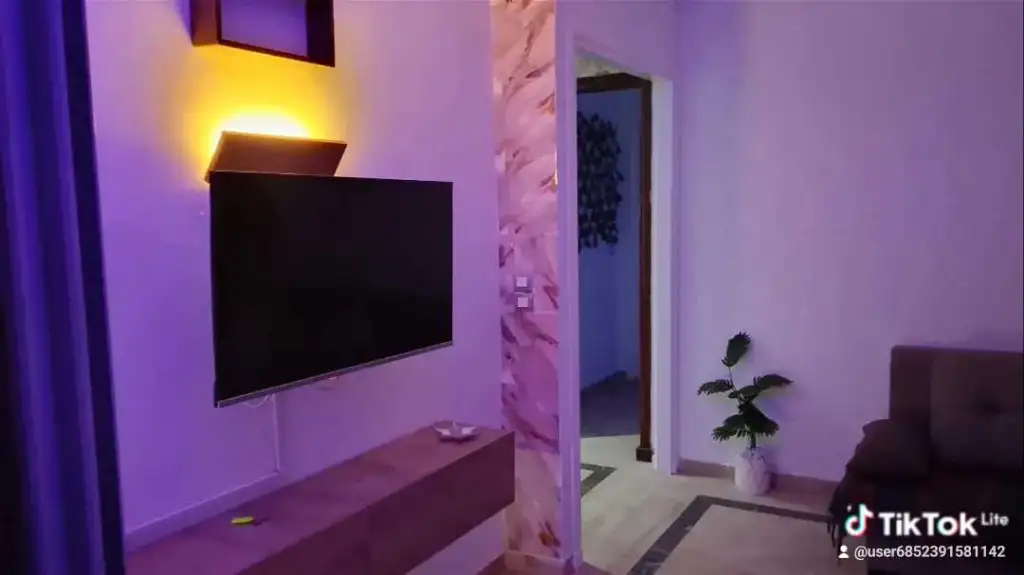 ستوديو مؤثث ب حي الواحات به كل المرافق
WhatsApp+21655672838
سعر حسب المدة
56324935
55672838