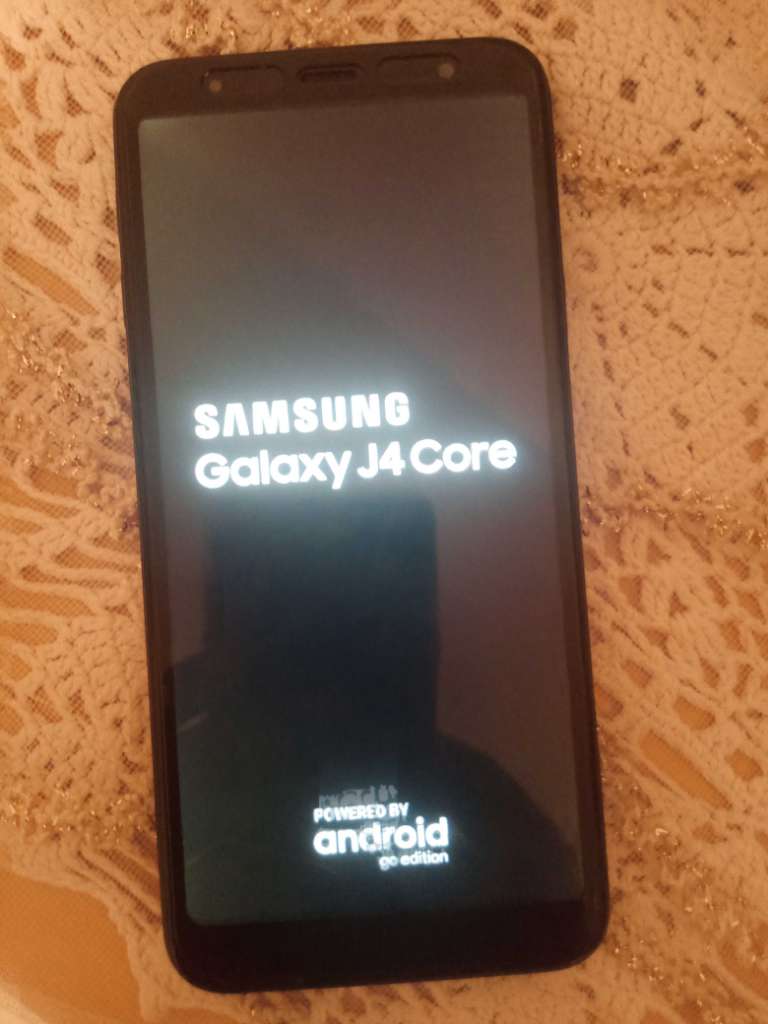 Samasung galaxy j4 core