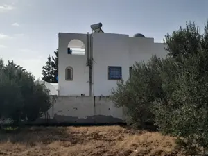 فرصة للبيع