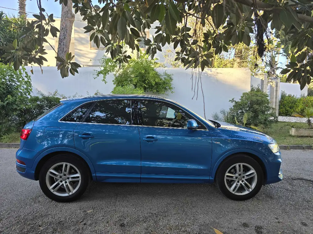Audi Q3 Sline toute options model 2018