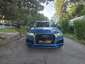Audi Q3 Sline toute options model 2018