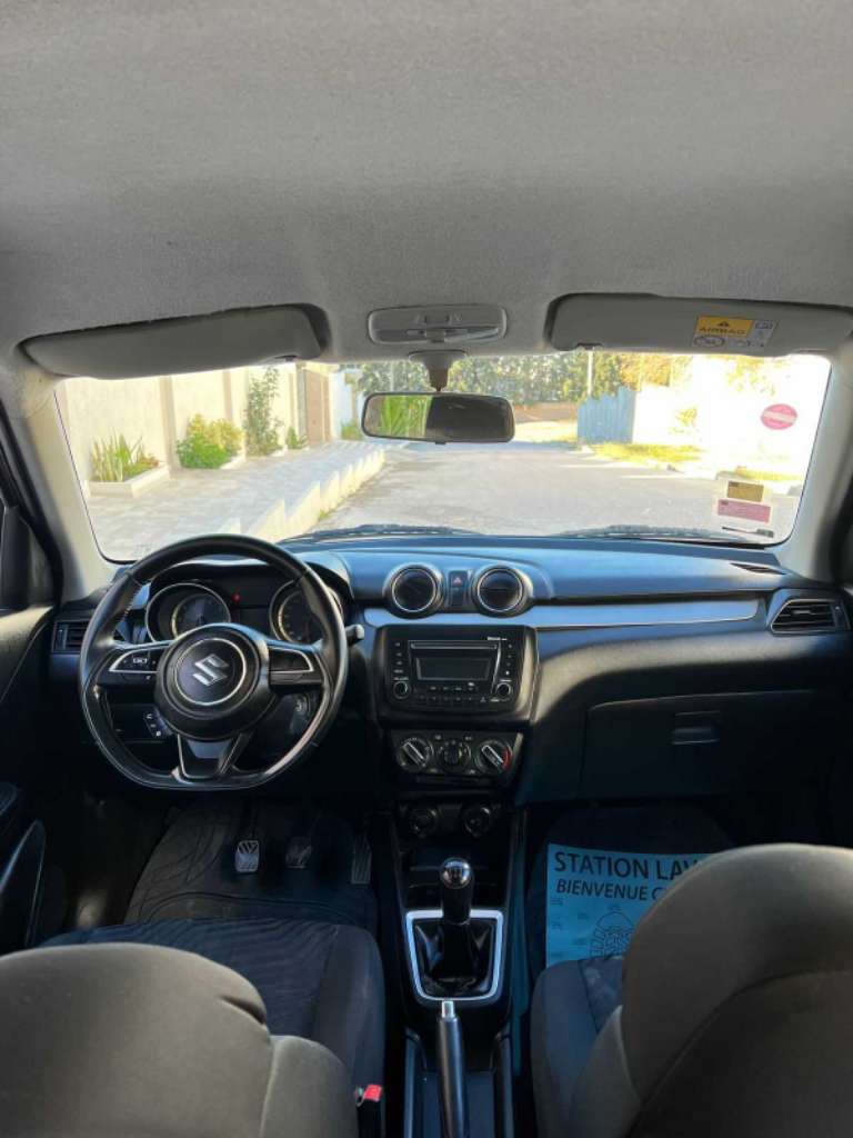 🚗 Suzuki Swift 🚗