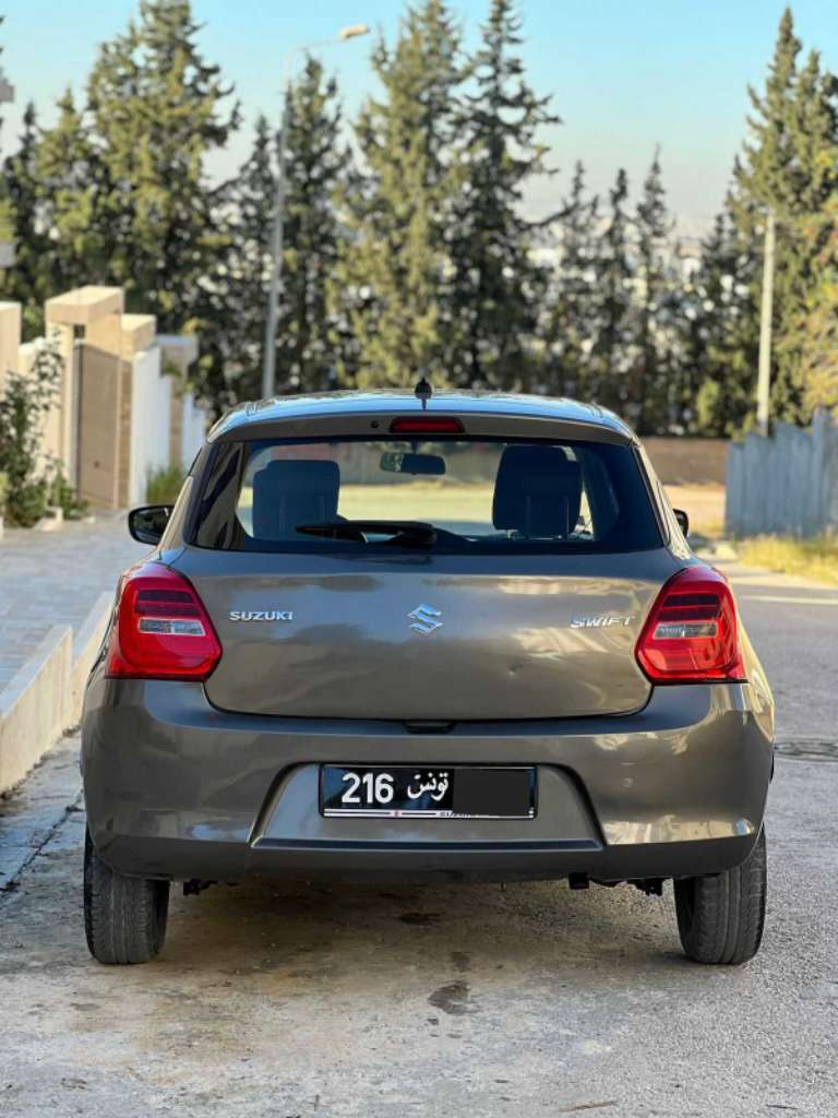 🚗 Suzuki Swift 🚗
