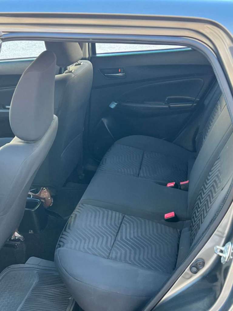 🚗 Suzuki Swift 🚗