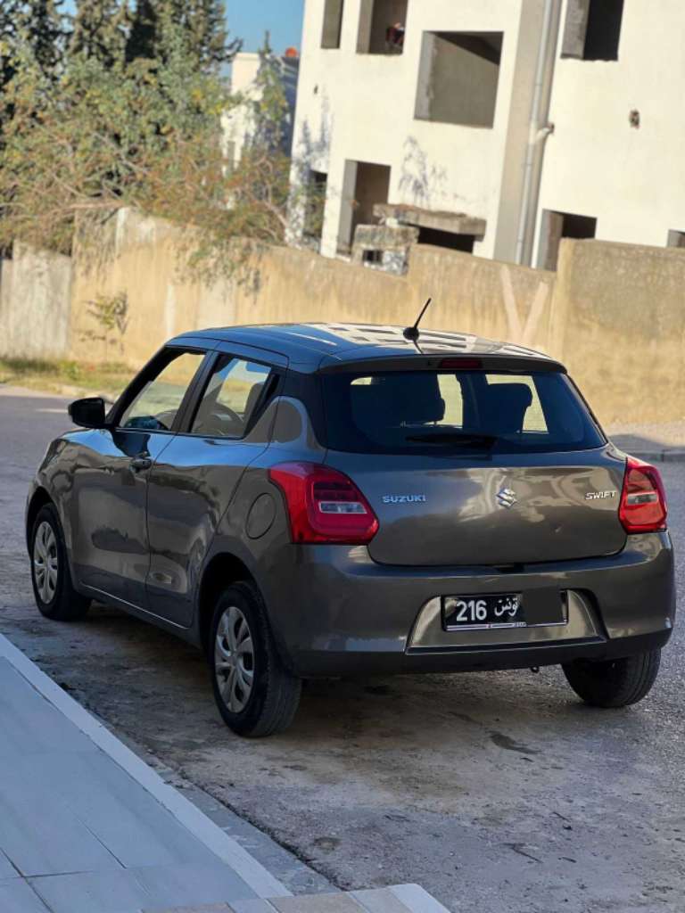 🚗 Suzuki Swift 🚗