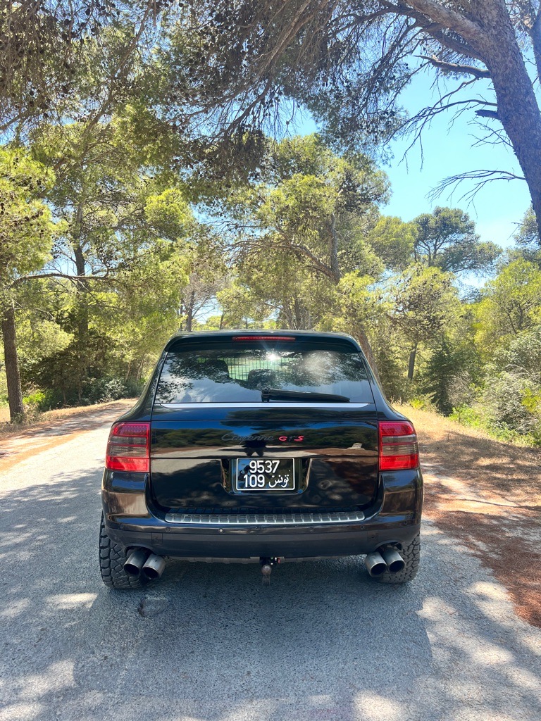 Porsche Cayenne GTS v8