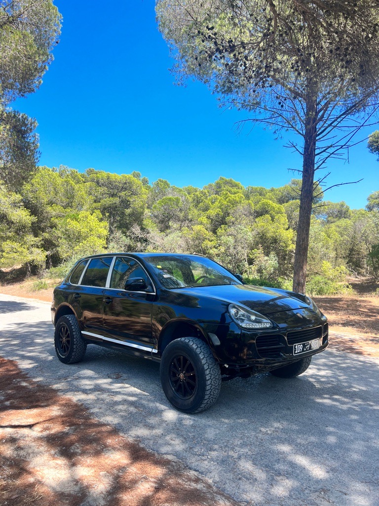 Porsche Cayenne GTS v8