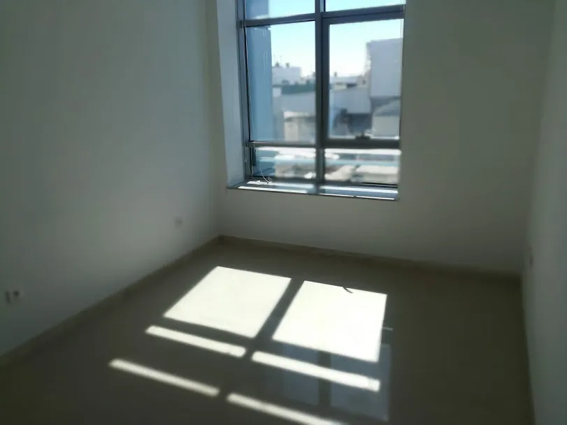 Spacieux bureau 257 m² au lac 1