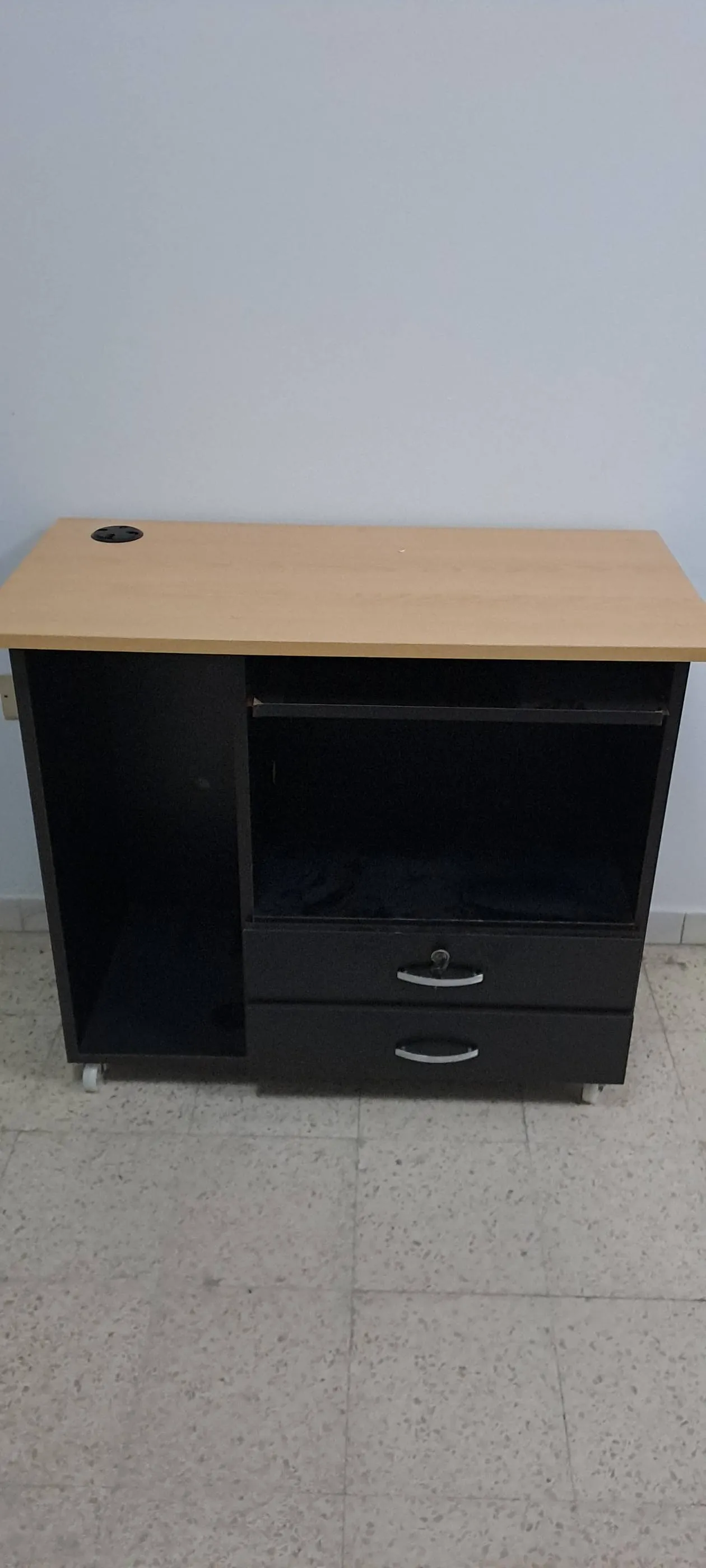 Meuble bureau en état parfait