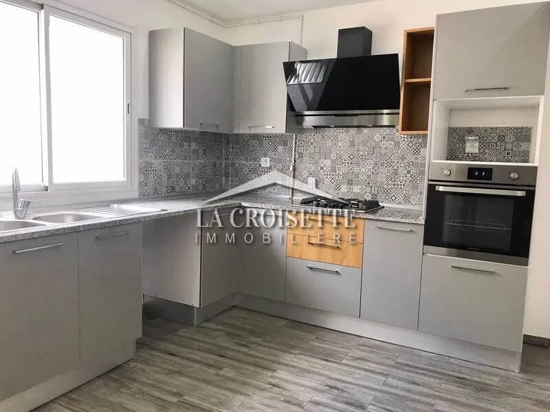 Appartement S+2 à La Soukra MAL1745