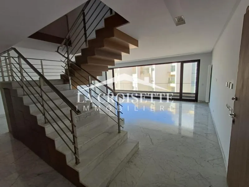 Duplex S+3 avec terrasse à vendre aux Berges du Lac 2 MDV0179