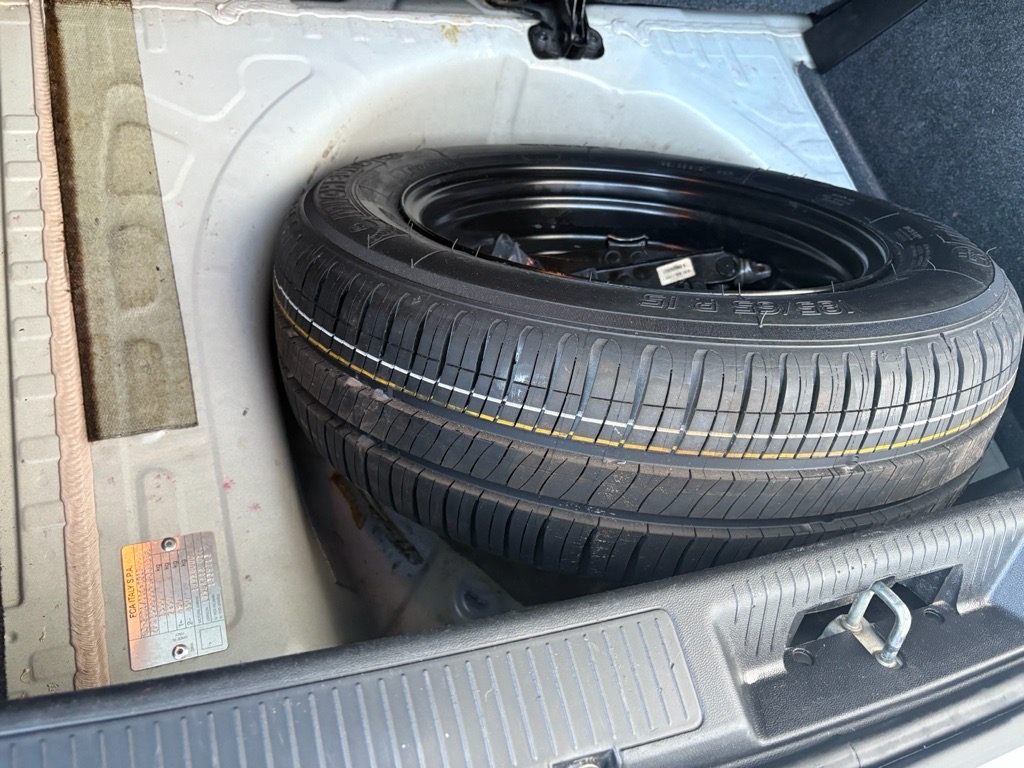 Grande punto premier main 👋