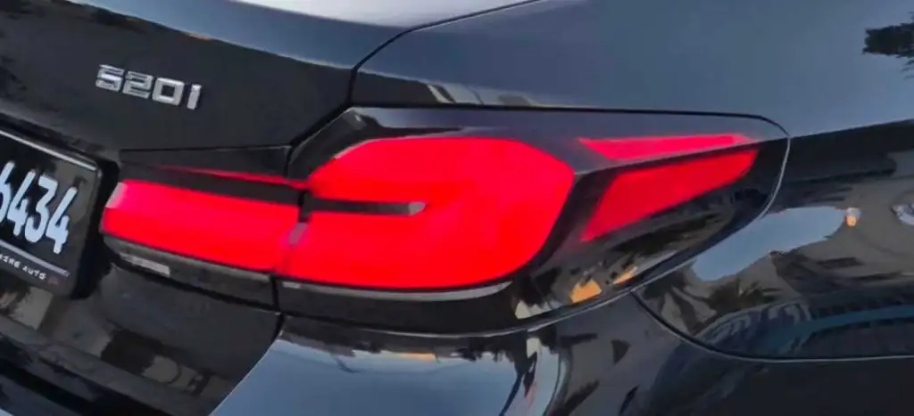 🚘  BMW G30 essence PACK M 2021/12  🚘
          🔁 on accepte l échange des voitures