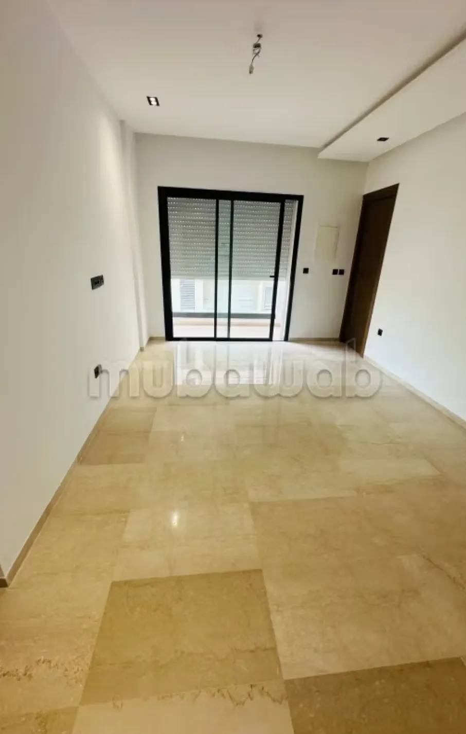 Location S1 vide à Jardin De Carthage 