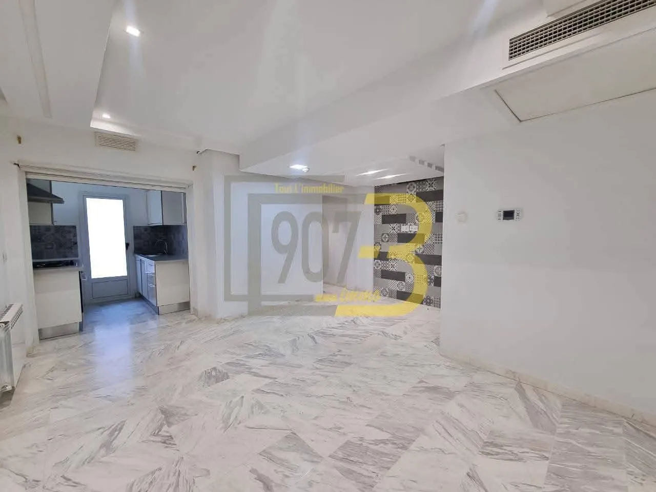 À louer En exclusivité  Un très bel appartement S+1 à Ennasr 2 