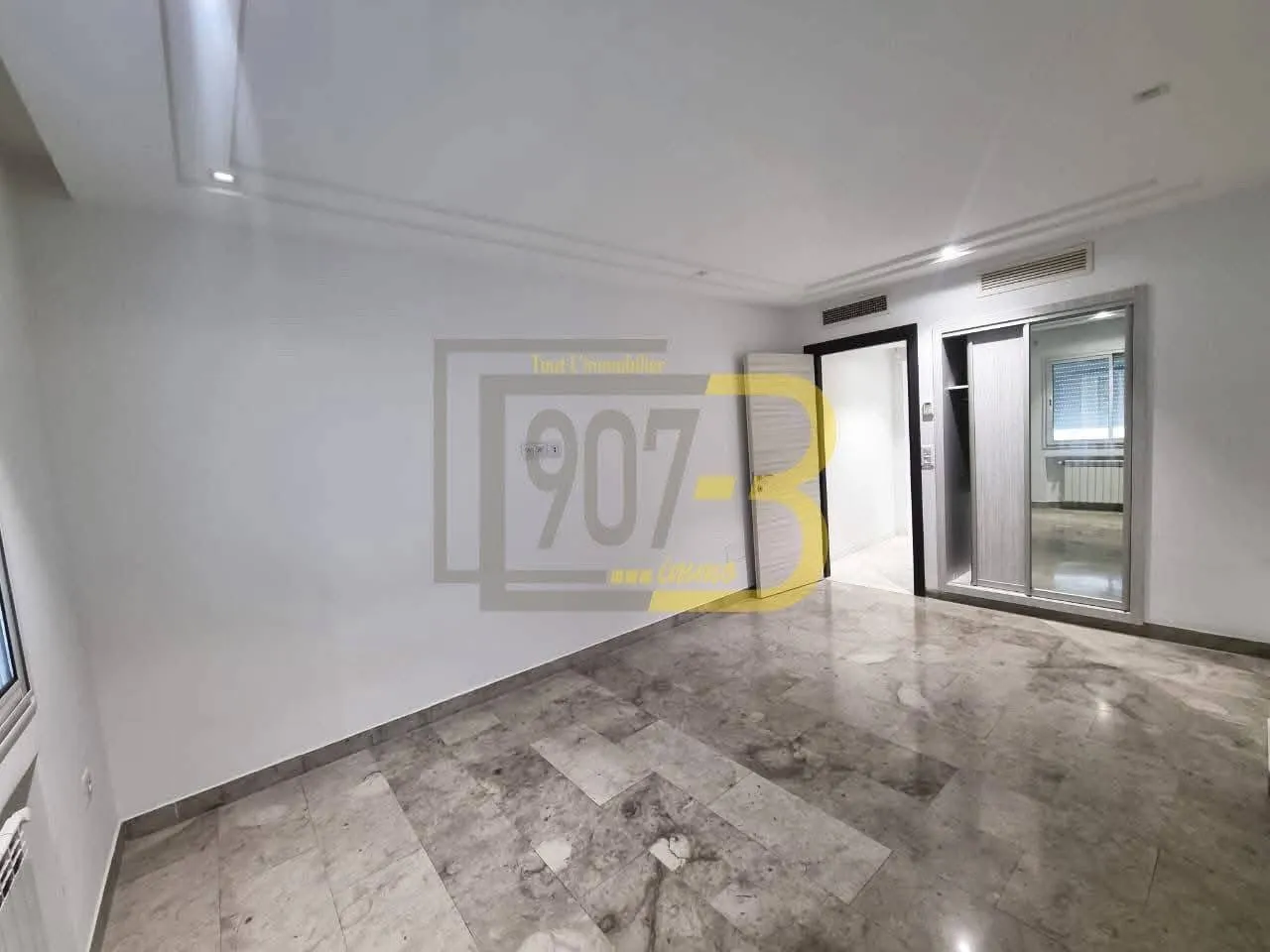 À louer En exclusivité  Un très bel appartement S+1 à Ennasr 2 