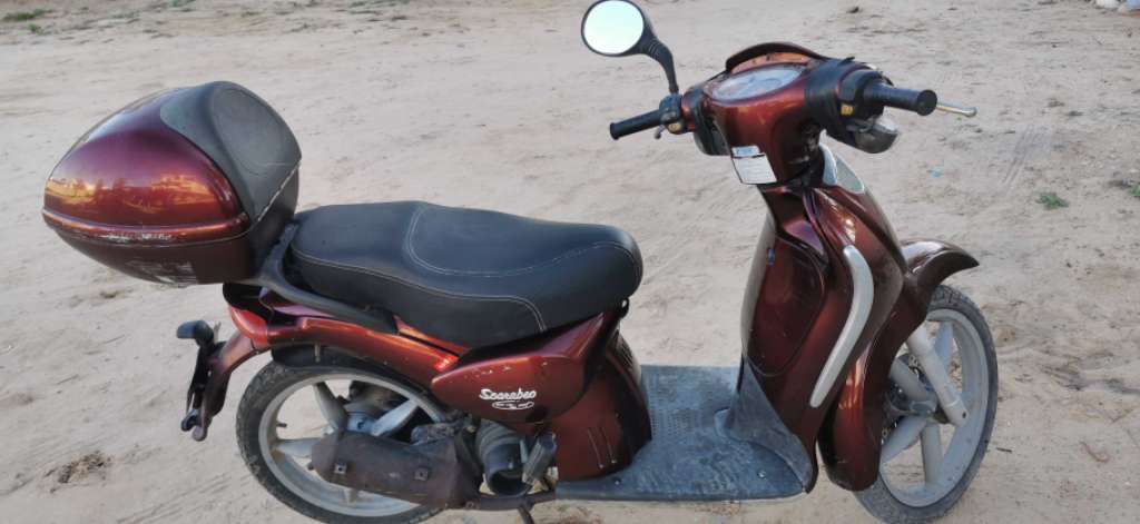 avendre aprilia scarabeo 